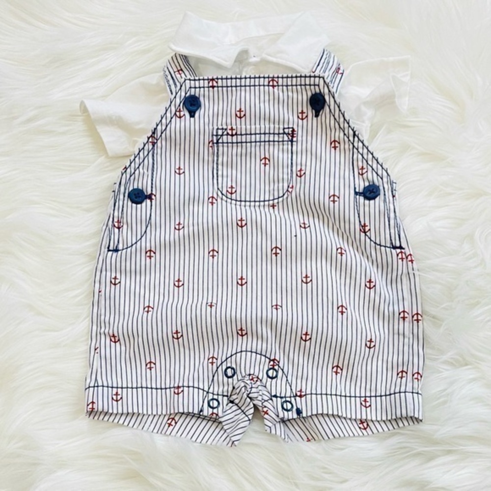 Carter’s Baby Matching Overall set